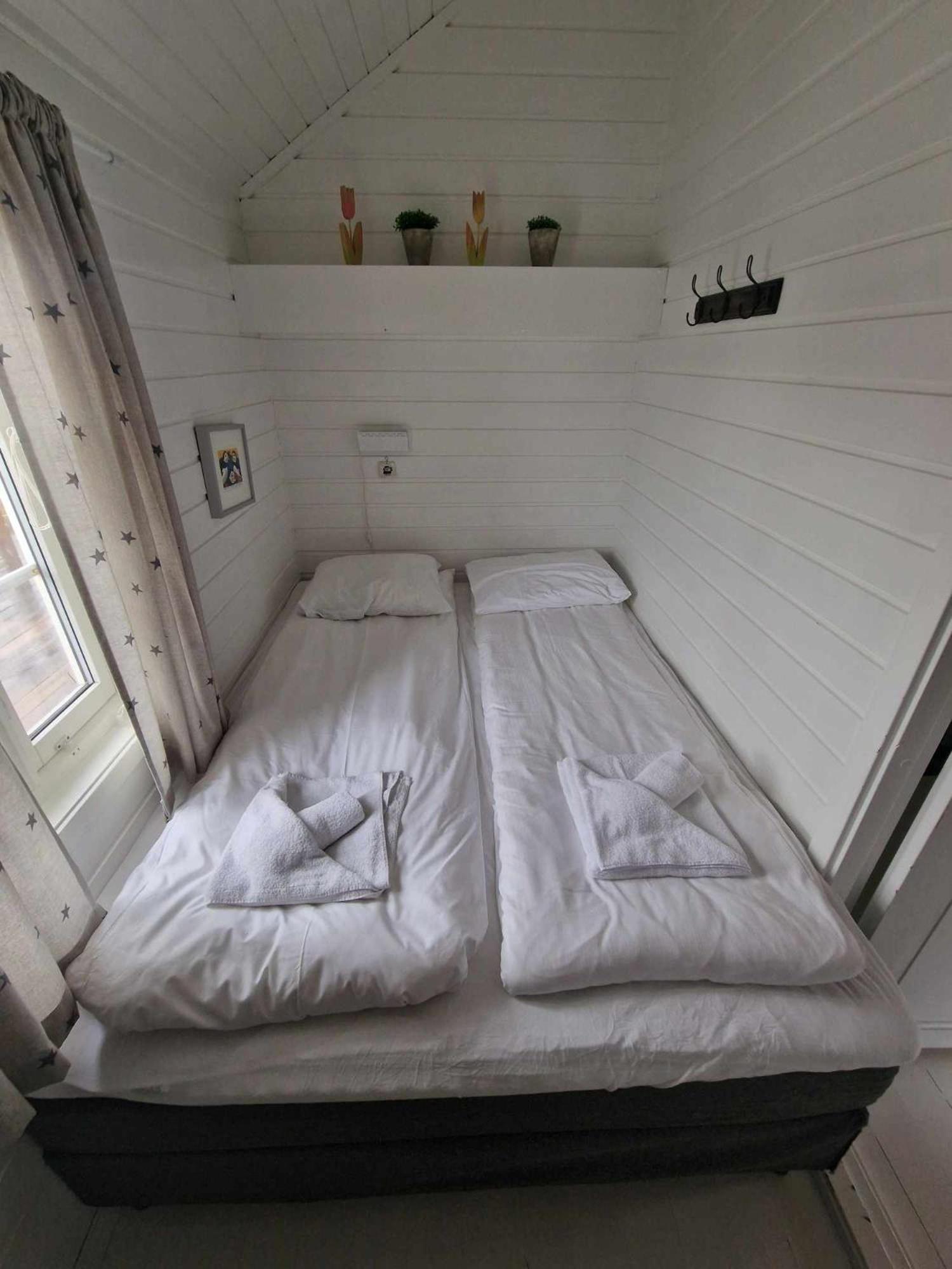 Waterfront Twin Cabin Stamsund Kültér fotó
